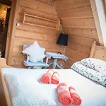 Sasiadow Zakopanego Bed & Breakfast 3*