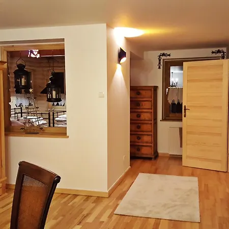 Sasiadow Zakopanego B&B 자코파네