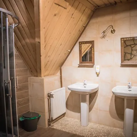 Sasiadow Zakopanego Bed & Breakfast 3*